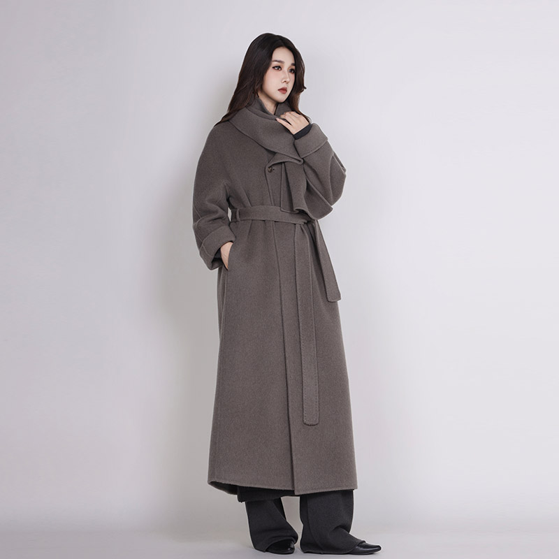 简表达25年冬季新款长袖毛呢大衣