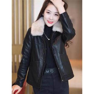 中年妈妈皮衣女短外套冬季加绒加厚2025年新款宽松大码高级感棉袄