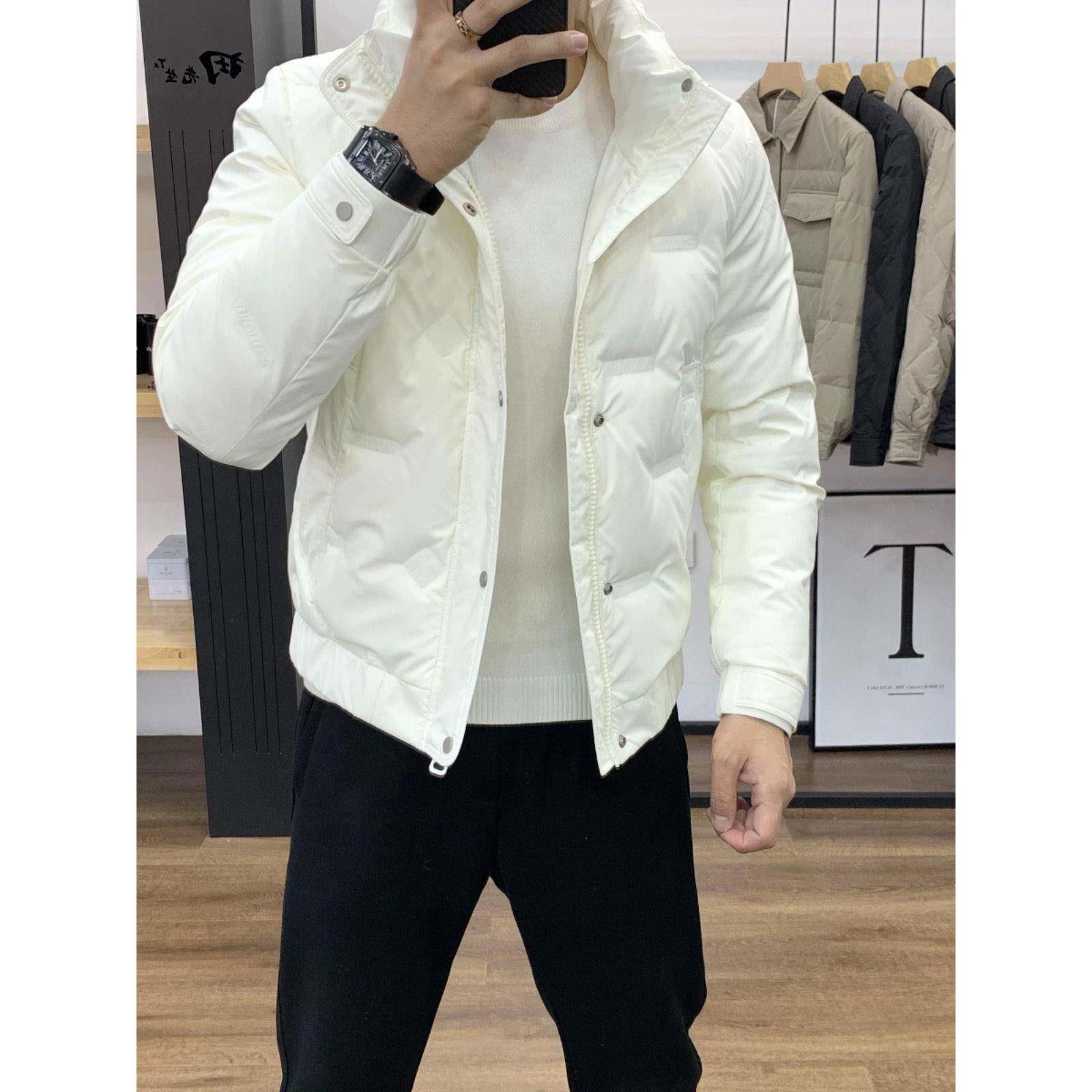 香港冬季白色轻薄羽绒服男帅气2025年新款男士白鸭绒保暖短款外套
