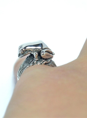 日本直邮 Musa Singing 男款立体趣味小树蛙造型925纯银戒指