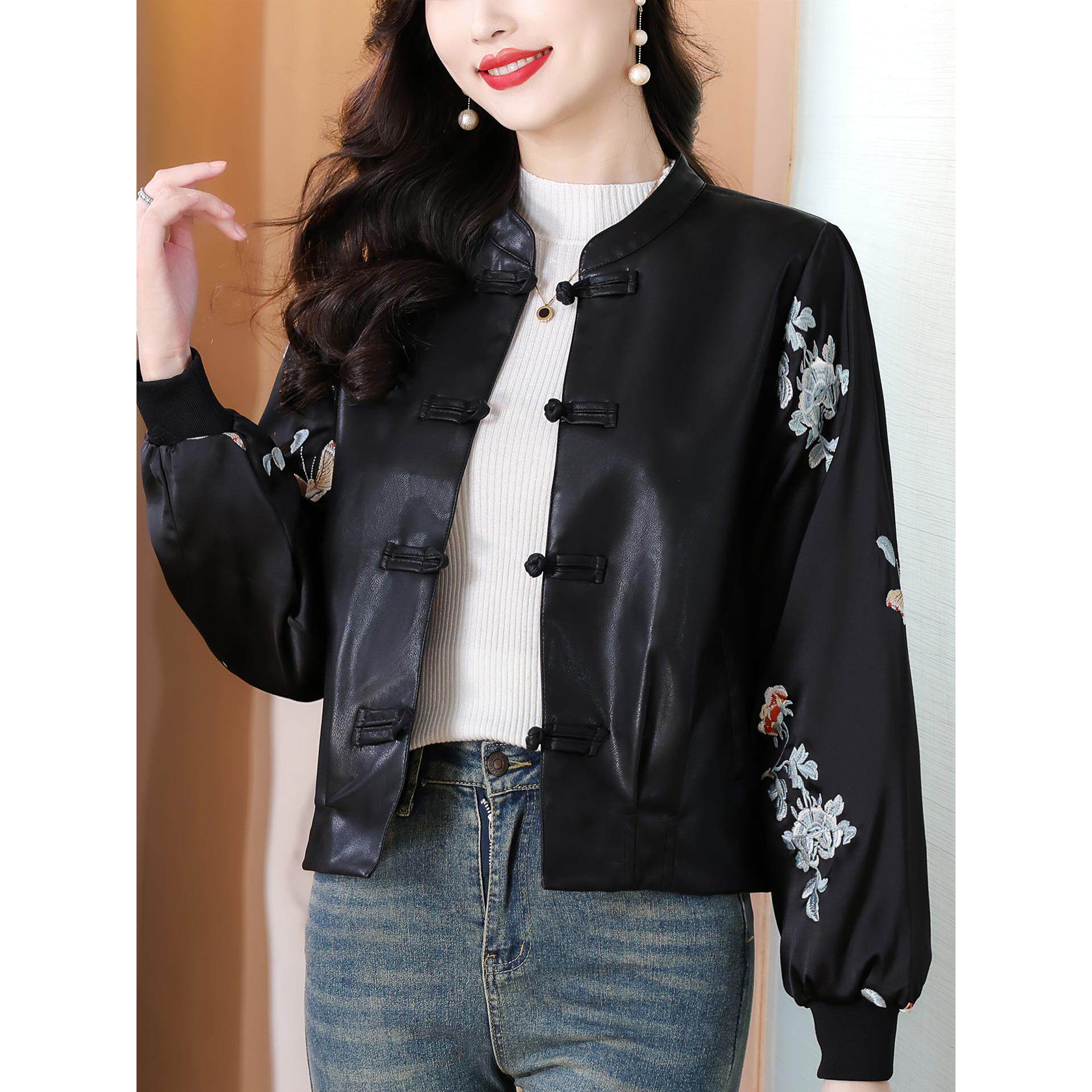 JOYIASS新中式国风刺绣皮衣短外套女士秋冬气质黑色盘扣夹克高端