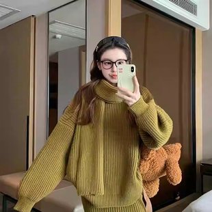 高级感韩系复古慵懒针织半身裙两件套 冬季 绿色毛衣套装 女2025新款