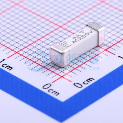 一次性保险丝 0443004.DR SMD,10.1x3.1mm Littelfuse(力特)