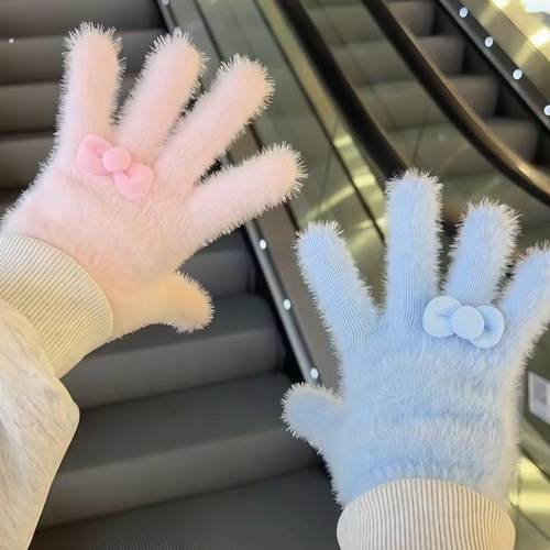 新款公主蝴蝶结手套毛绒学生骑车冬季甜美少女五指可爱加厚保暖