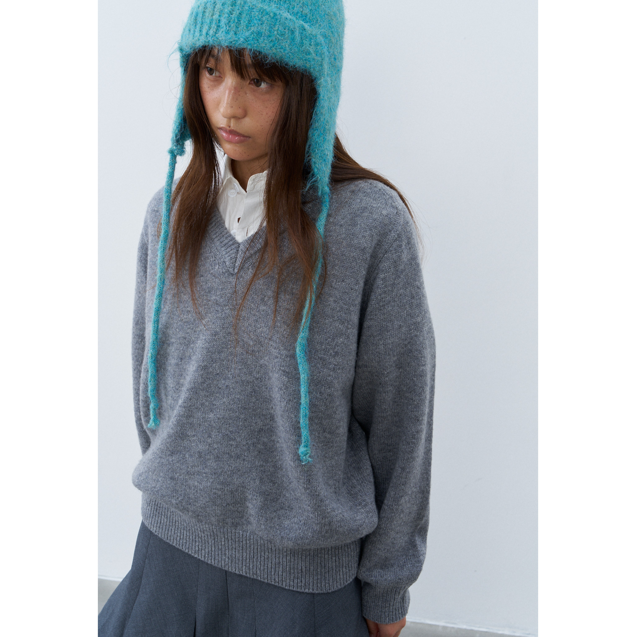 Rebornique 全羊毛落肩袖v领针织衫宽松休闲叠穿慵懒风格雷系毛衣,女装/女士精品,毛衣,淘宝优惠券,粉丝福利购,淘宝优惠卷