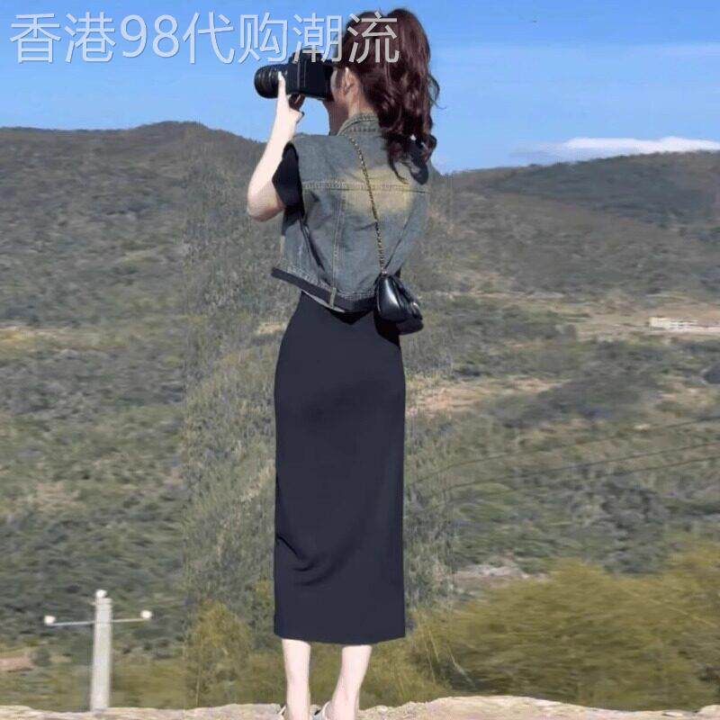 休闲套装女夏季2026年新款韩版洋气修身显瘦牛仔马甲连衣裙两件套