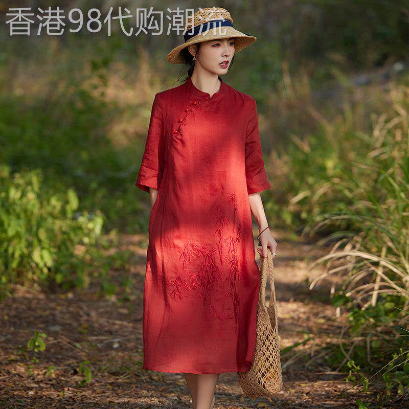 高端新中式苎麻红色连衣裙女2026年新款春夏棉麻国风刺绣旗袍裙子