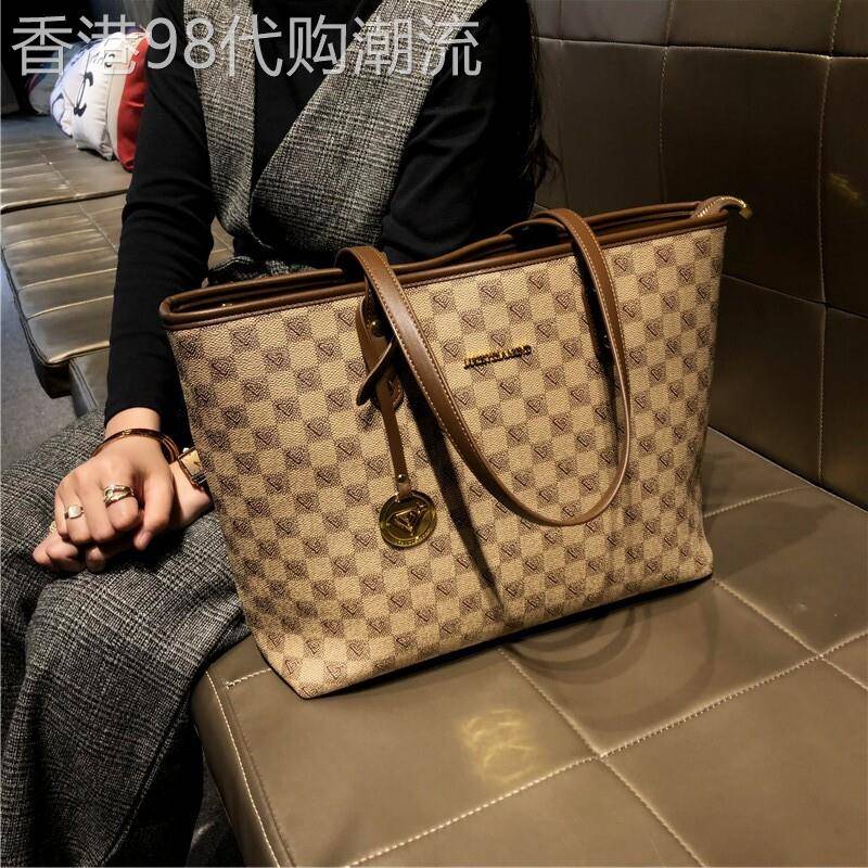 香港正品包包女新款2025真皮高级定制大容量通勤单肩手提托特大包