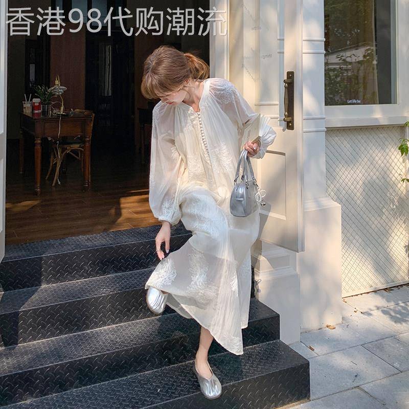 2026新款春季法式白色刺绣绣花洋装女时尚收腰系带简约长袖裙子