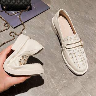 女鞋秋冬2025新款单鞋女中跟粗跟乐福鞋百搭真皮软底英伦风小皮鞋