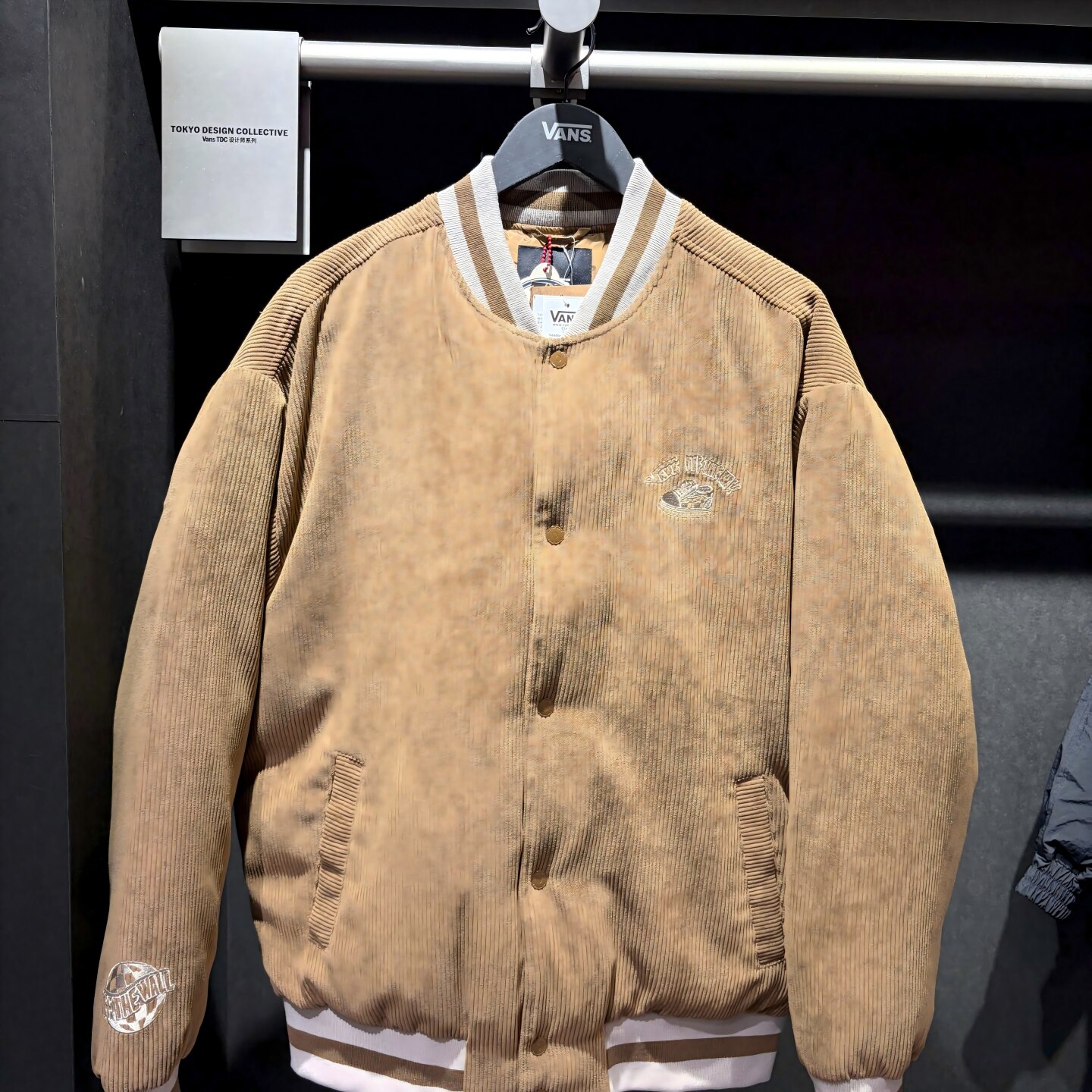 Vans/范斯25冬季新款保暖80灰鸭绒棒球领运动羽绒服VN000SPH0E0
