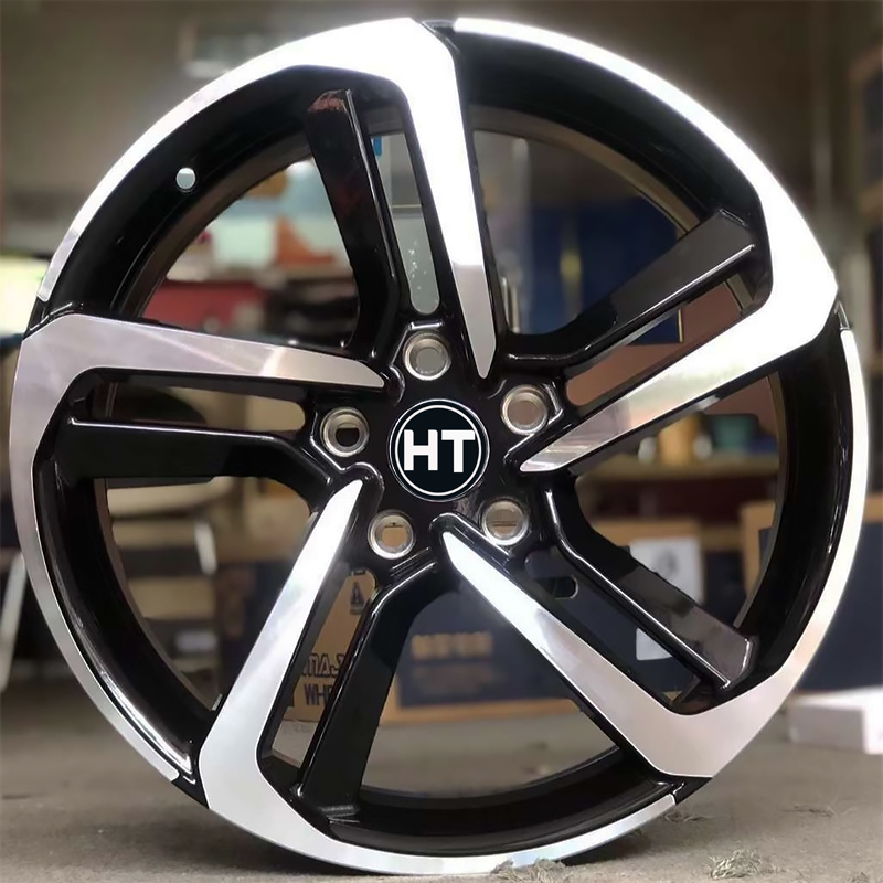 17海外版刀锋轮毂适配雅阁大众