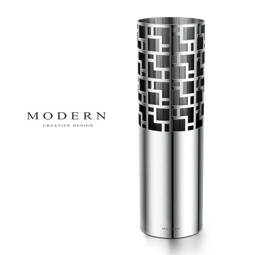 MODERN轻奢样板房花瓶