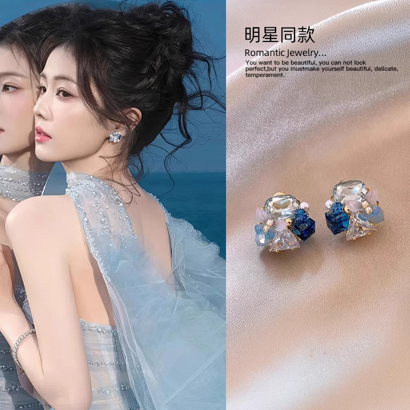 蓝色水晶耳钉女2025新款爆款