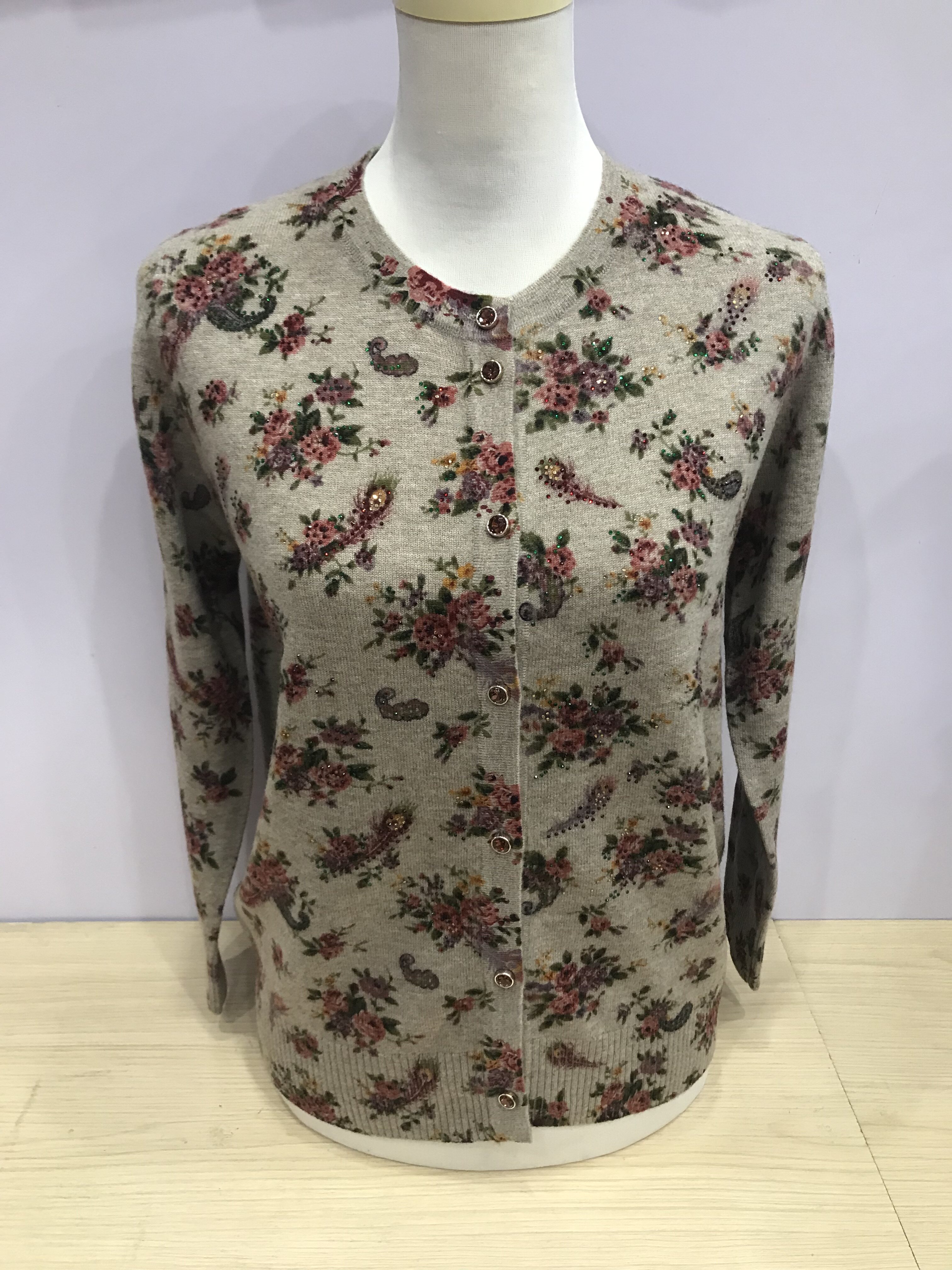 专柜正品双鹿羊毛衫2023女冬季高品质新款纯毛妈妈开扣针织衫