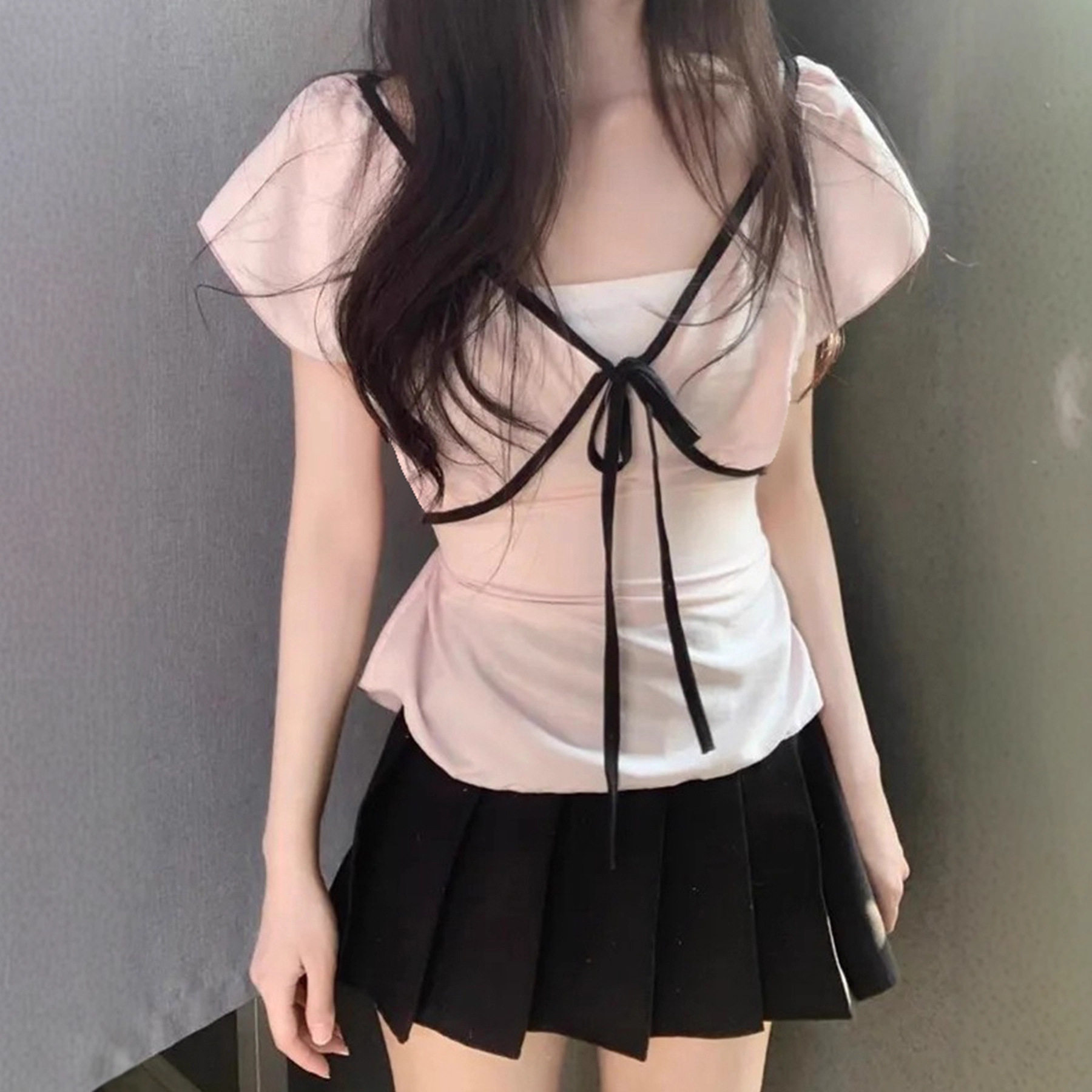 清新风胸前系带v领短袖t恤女2025夏法式修身减龄新款上衣,女装/女士精品,T恤,淘宝优惠券,粉丝福利购,淘宝优惠卷