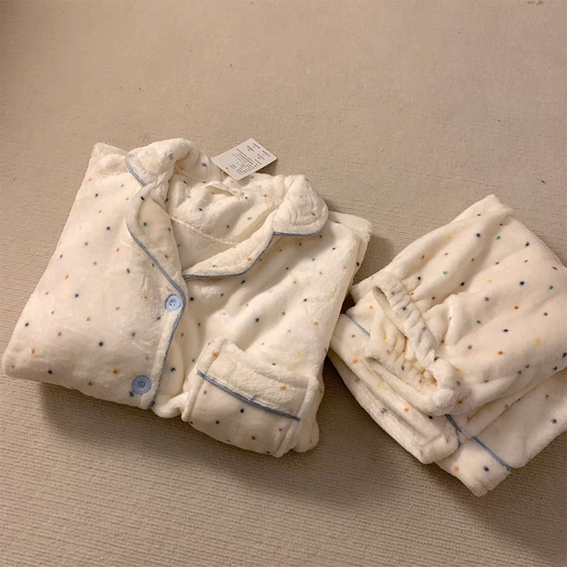 可爱睡衣女秋冬季新款珊瑚绒加厚