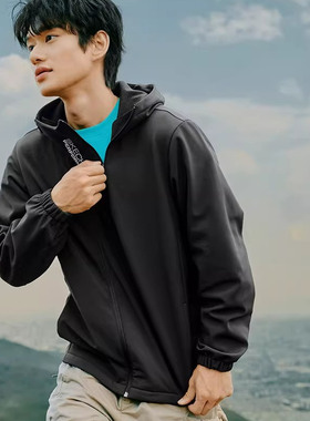 斯凯奇冲锋衣男大码外套男士户外旅行连帽防水污舒适夹克P423M151