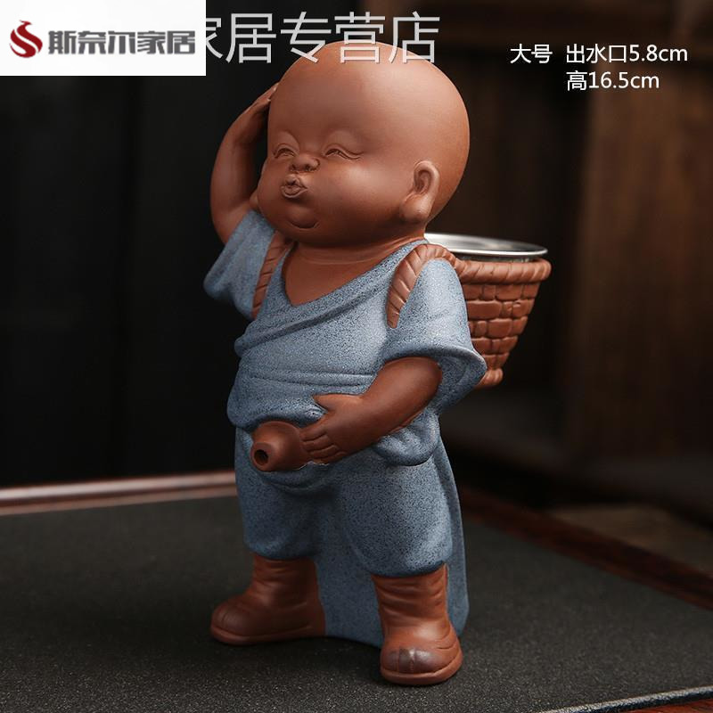 紫砂茶宠撒尿小和尚摆件创意尿童娃娃喷水陶瓷人物工艺品茶滤配件