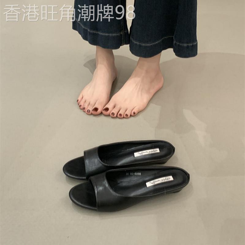 潮牌夏季新款法式度假简约粗跟一字拖女外穿凉鞋复古圆头懒人凉拖