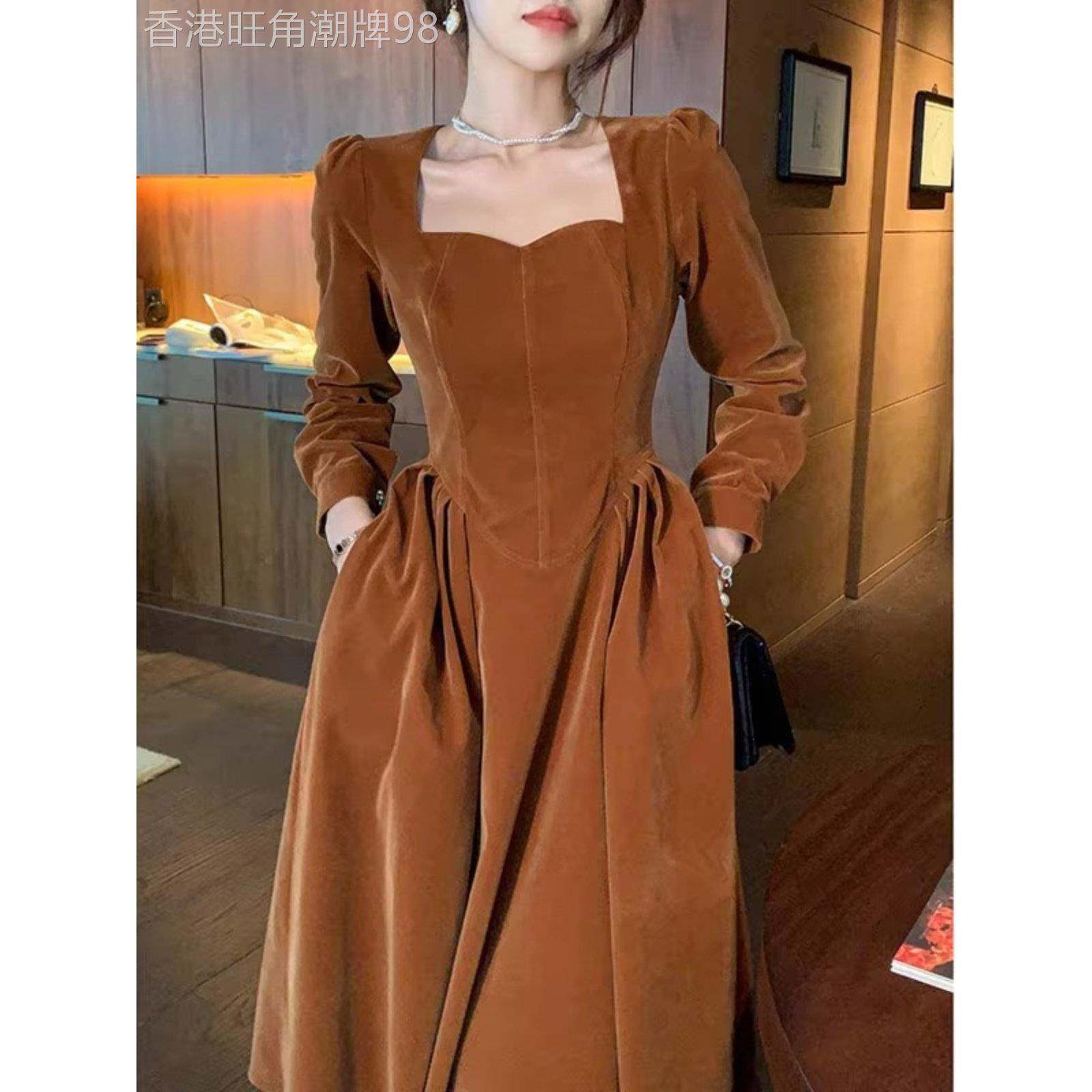 欧洲秋装女装2025新法式高品质气质长裙方领修身金色丝绒连衣裙