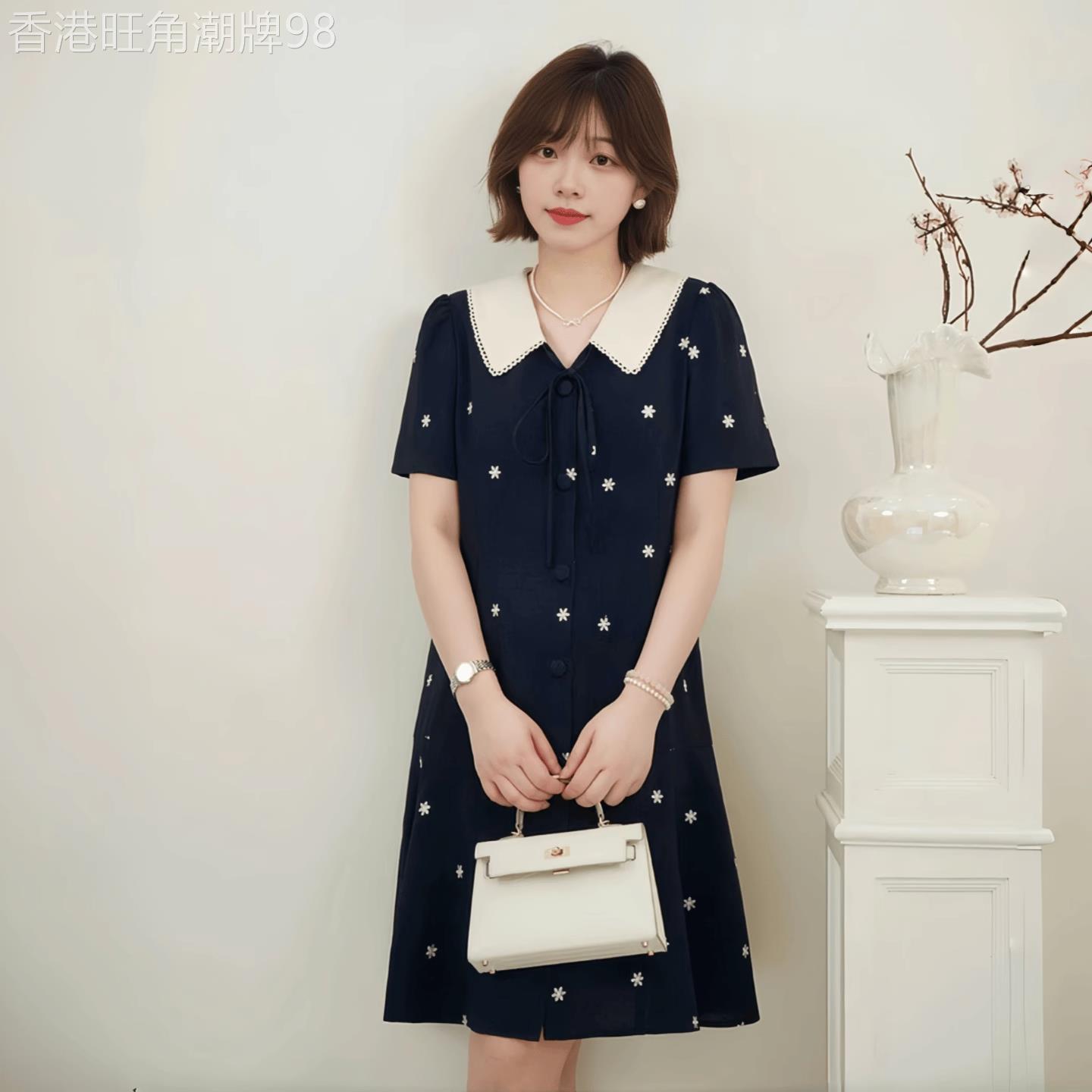 娃娃领连衣裙夏季2026新款设计感雏菊刺绣休闲宽松显瘦减龄中长裙