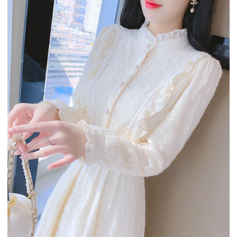 香港TIMO配大衣秋冬外穿蕾丝连衣裙女秋冬2025年新款中长款内搭裙