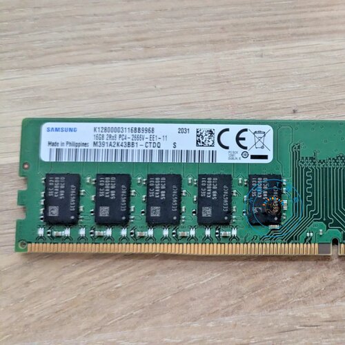 三星M391A2K43BB1-CTD16G2RX8