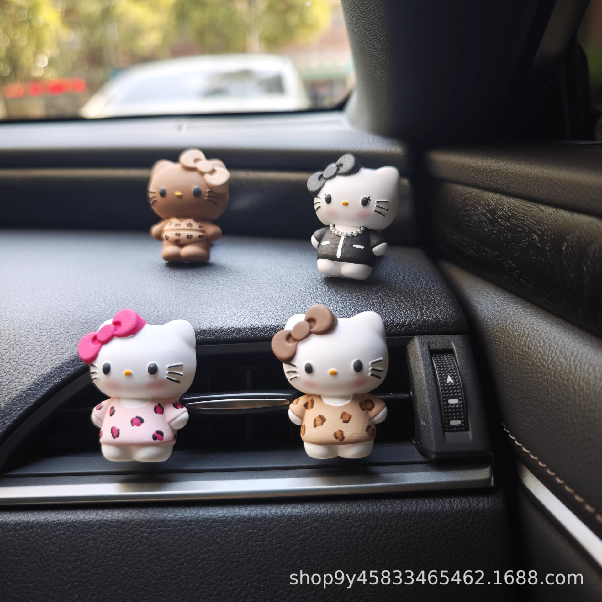 车载女神摆件可爱KT猫车载