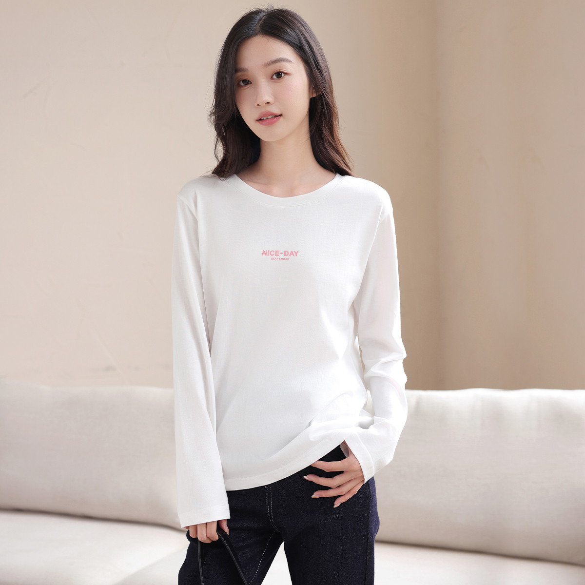 纯棉长袖t恤女春秋季亲肤舒适合身正肩圆领长袖日常体恤打底上衣X
