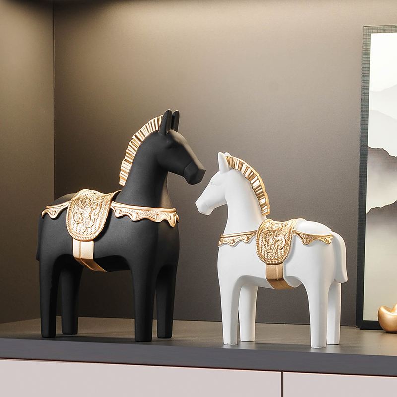 北欧风格马摆件客厅酒柜装饰品马到成功办公室玄关开业乔迁礼物
