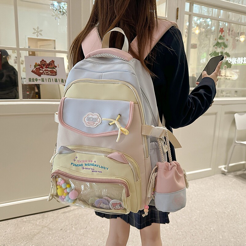 书包初中女生高颜值可爱大容量女孩小学生三到五六年级背包双肩包