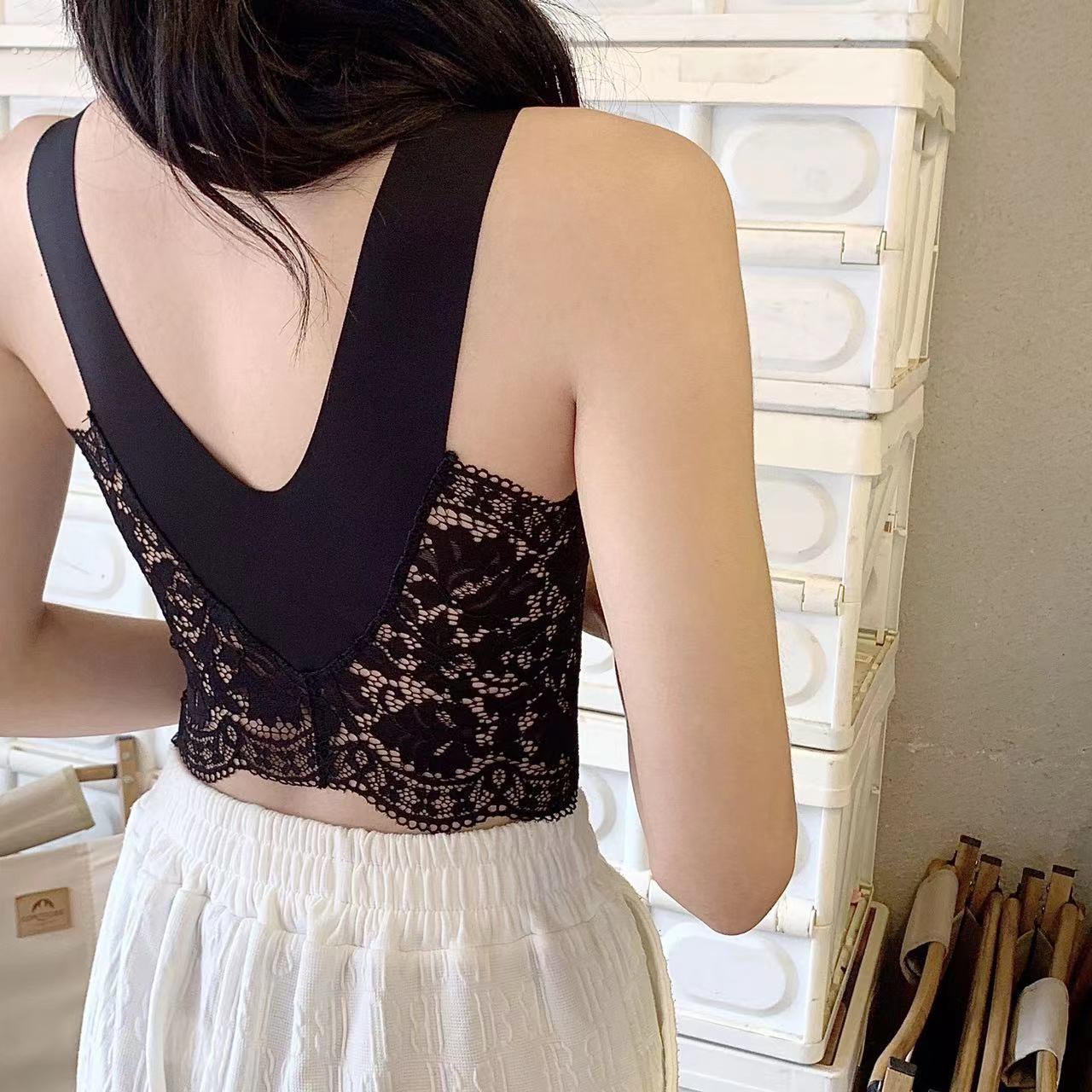 大尺码蕾丝吊带背心女法式性感带胸垫一体美背内衣洋派拼接高档文