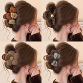 秋冬毛绒抓夹女高级感2025新款 发量少发夹后脑勺鲨鱼夹子发卡头饰