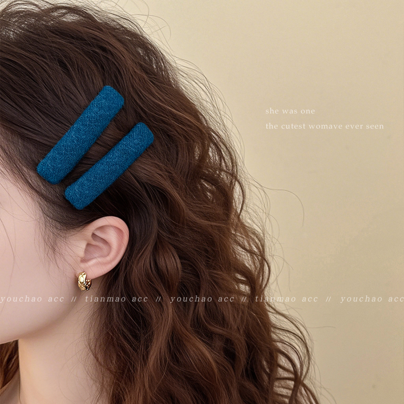 少女感一字夹~复古毛呢材质