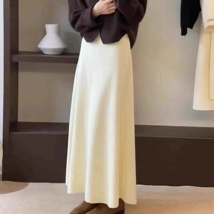 日系气质垂感针织半身裙女秋冬高级感软糯包臀a字伞裙高腰长裙子