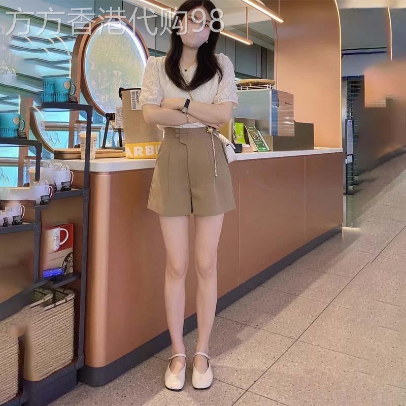 套装女夏季2026新款时尚时髦洋派V领蕾丝衬衫高腰西装短裤两件套
