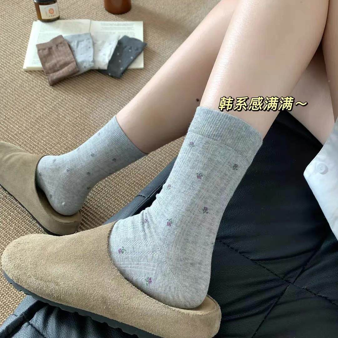 秋冬新款温柔小碎NMV花袜子士中筒袜ins风日百堆堆袜搭长女筒袜系