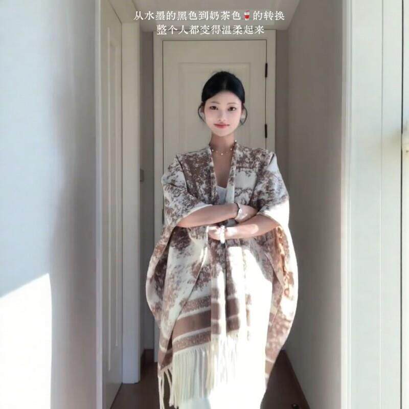 水墨画披肩女外搭斗篷秋冬季加大加厚保暖两用围巾独特漂亮小坎肩