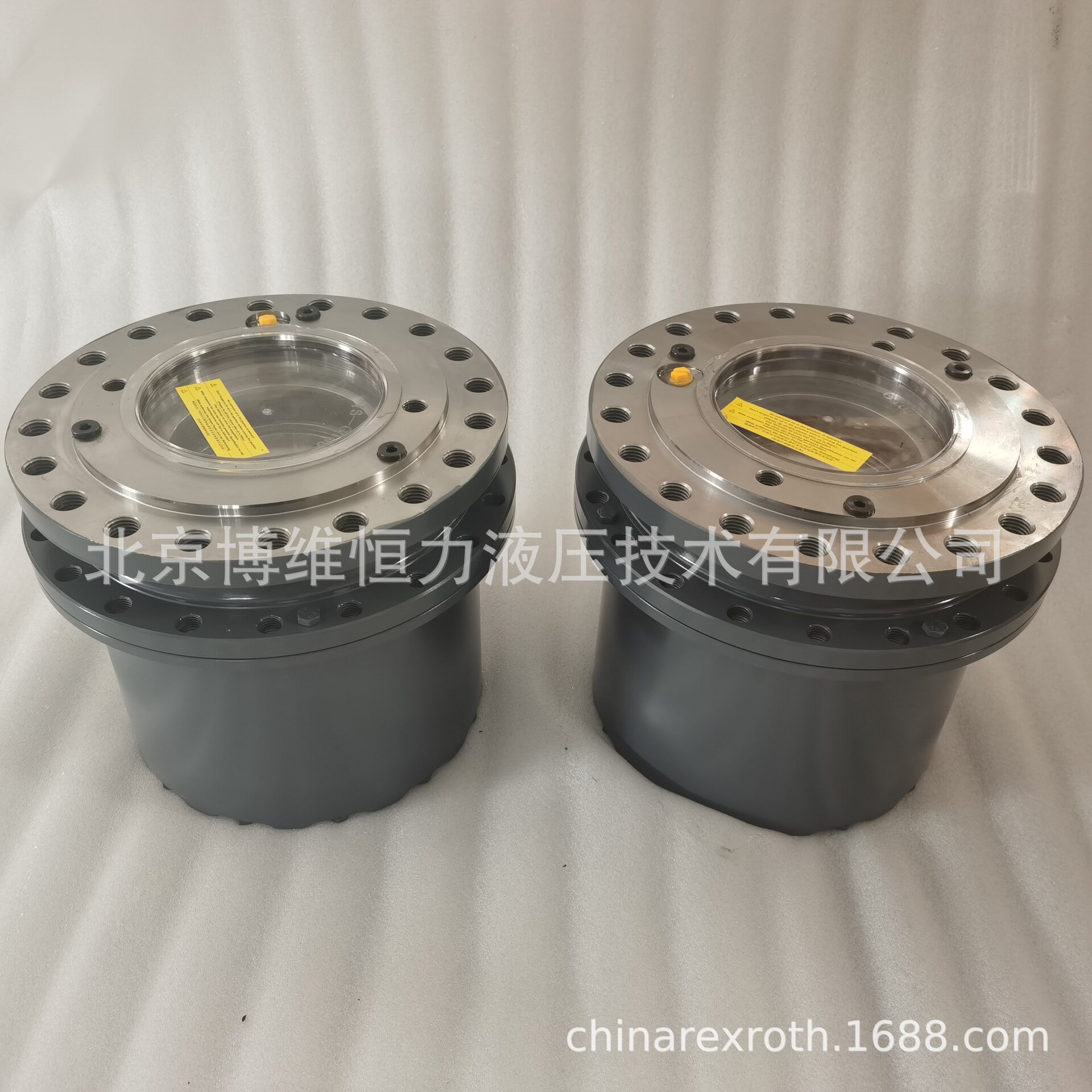 R988084343,GFT8140F 摊铺机行走减速机