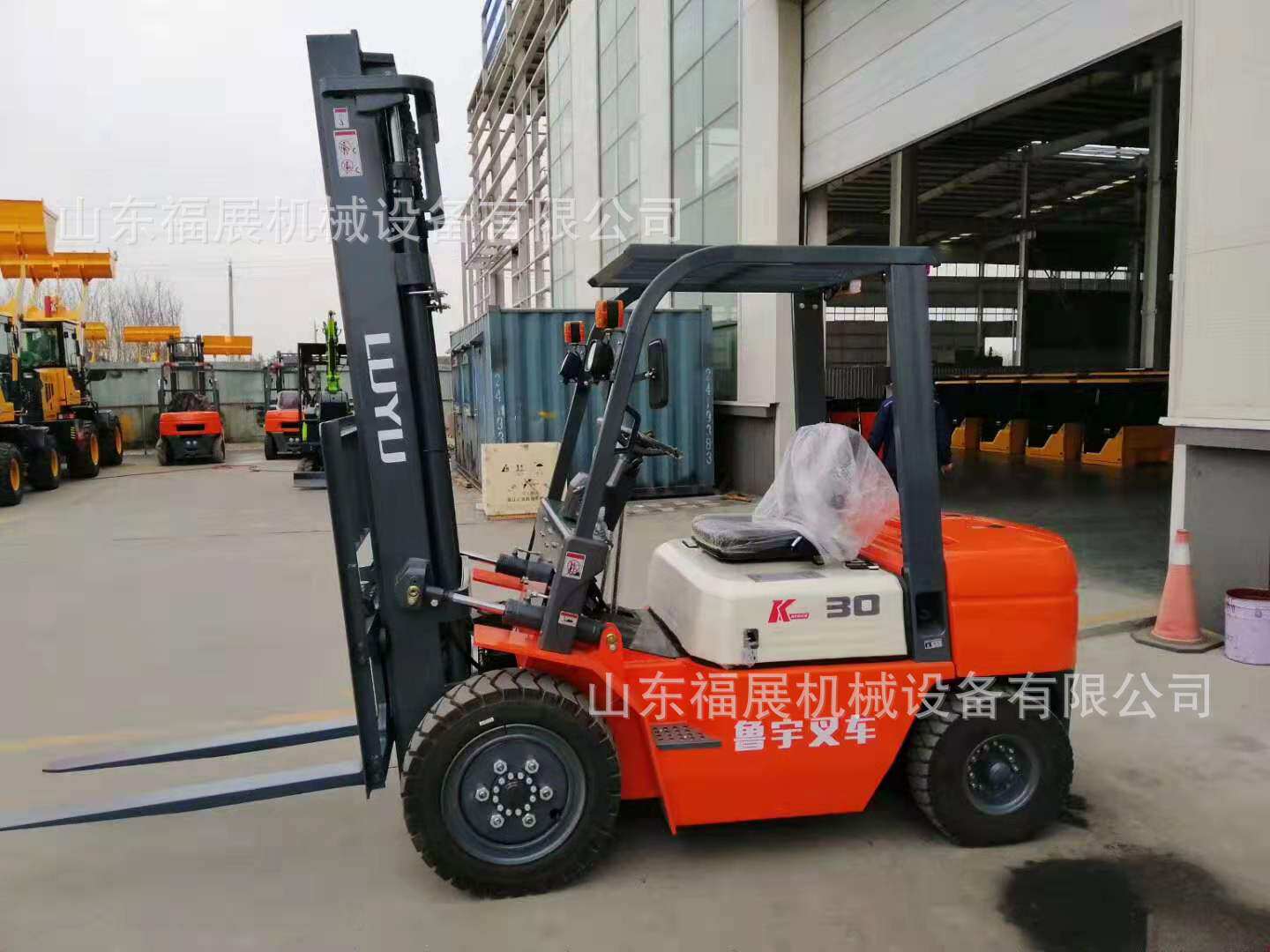 5吨叉车 云内发动机货物叉车 加高龙门架加长货叉