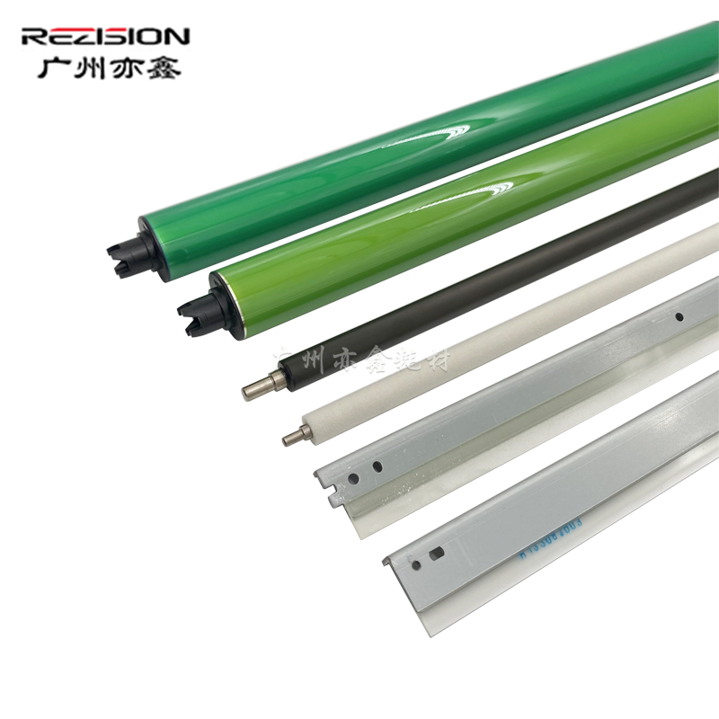适用鼓芯rezision刮板充电辊