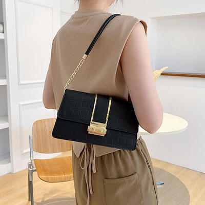 Westernstyleshoulderbagar
