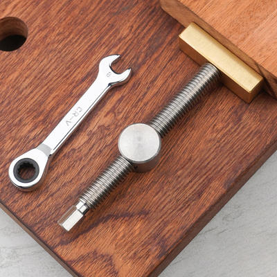Woodworkingdesktopvisemort