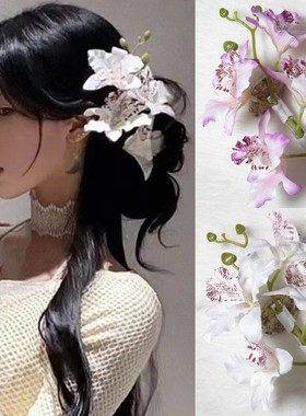 Internet celebrity Thai lily flower hair clip, women's side