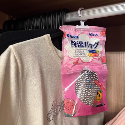 除湿袋可挂式学生宿舍衣柜防霉