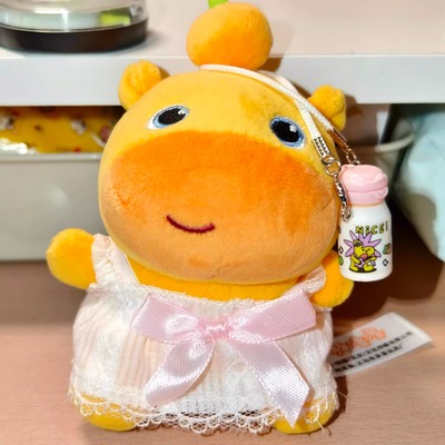 水豚噜噜玩偶衣服蝴蝶结小裙子
