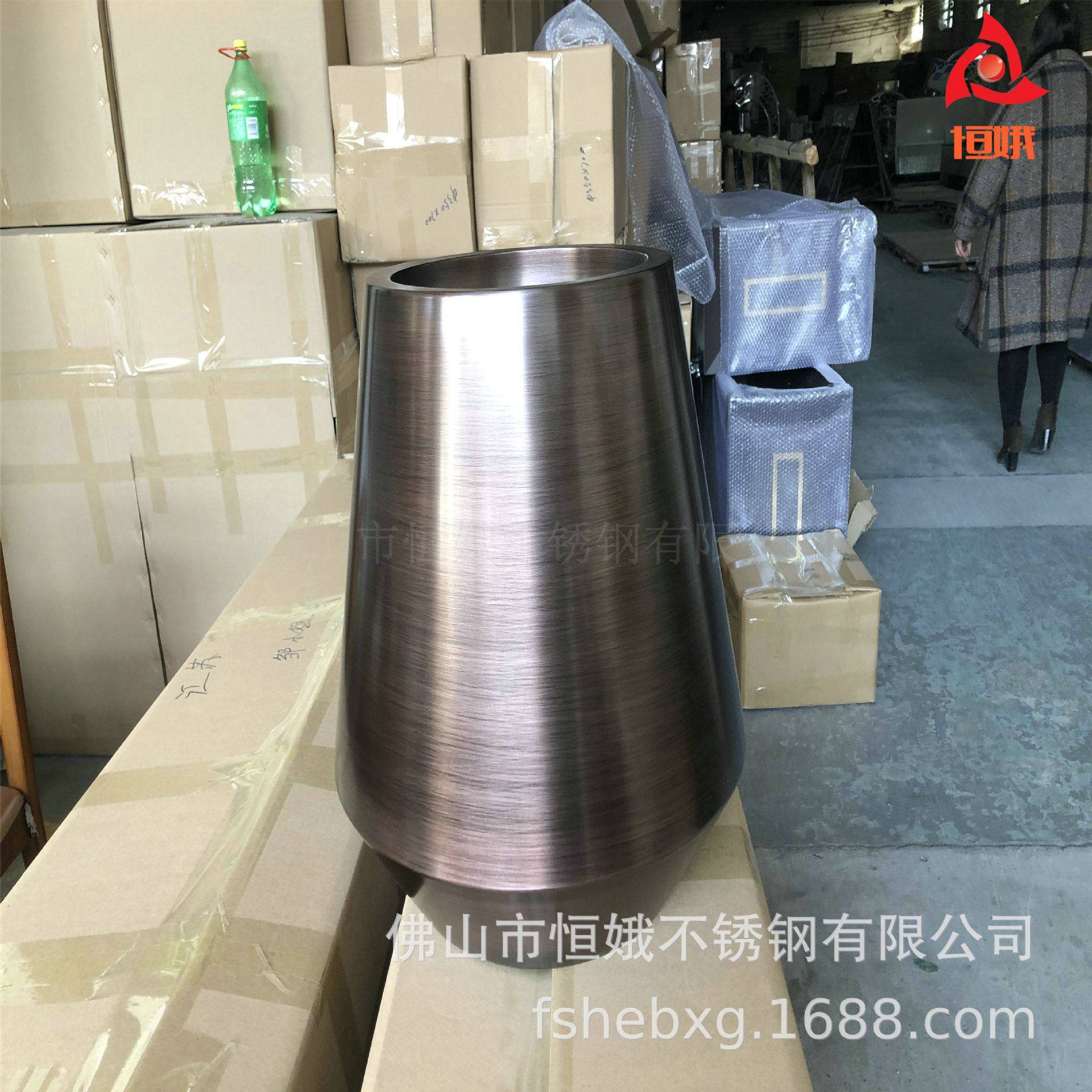 落地花瓶 地铁站广场商场古铜色不锈钢花箱