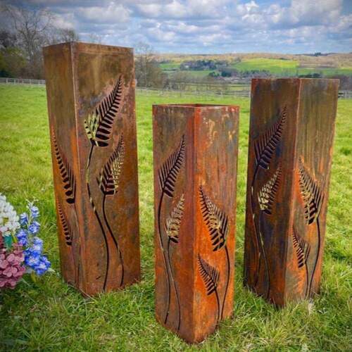 跨境生锈厥叶柱摆园件创意镂空金属庭6.16.2摆院件艺花园艺装饰金