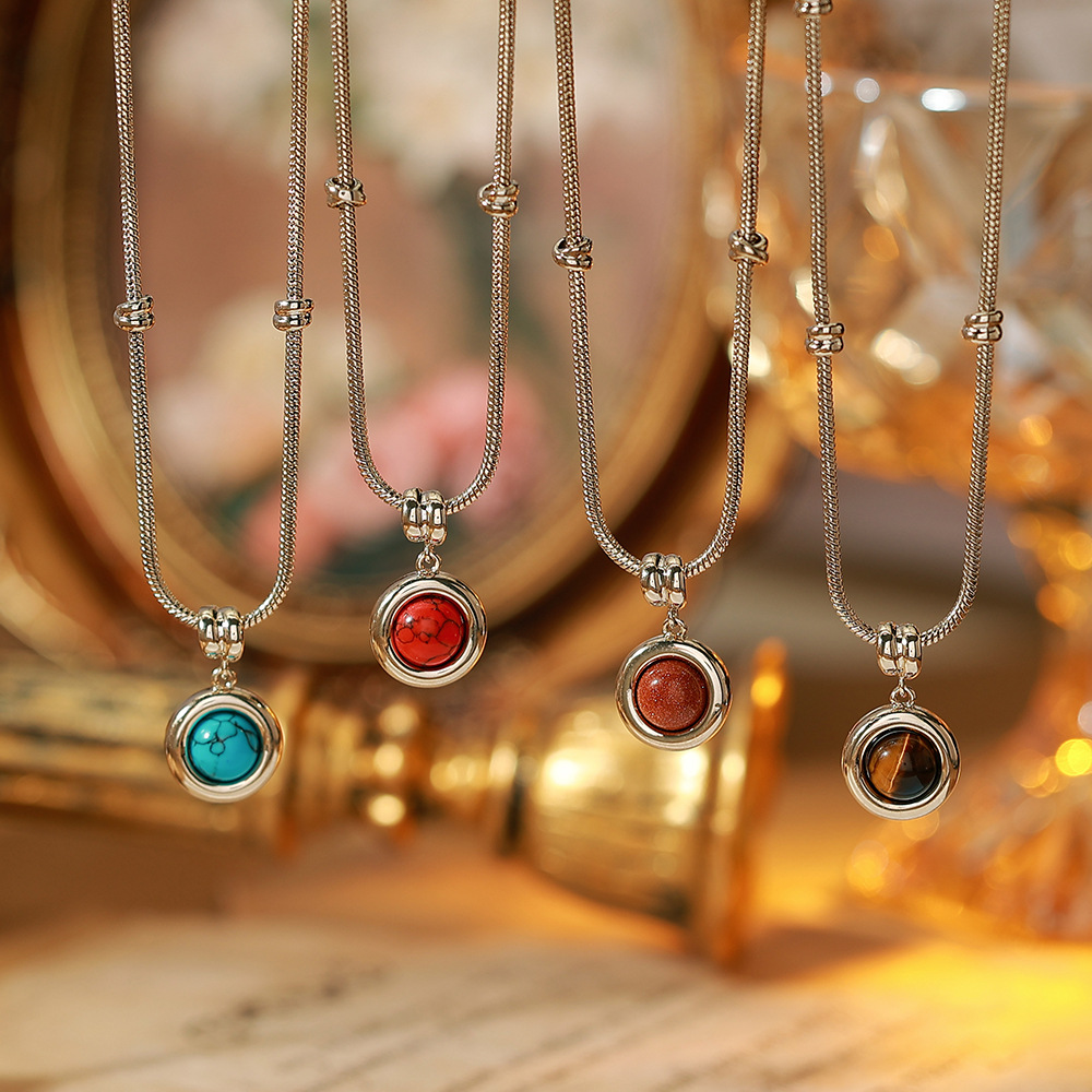 新品轻奢感十二生肖锁骨链天然石吊坠项链配饰咖啡金饰品